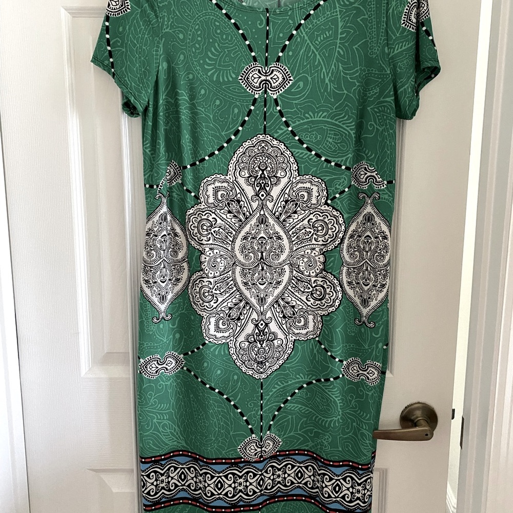 Beautiful green pattern summer cocktail dress